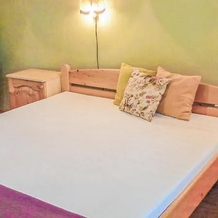 بيت للعطل Three-bedroom Holiday In